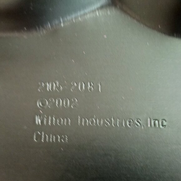 Vintage Wilton 2005 Green Aluminum Christmas Tree Cake Pan Baking Mold # 2105- … - Picture 4 of 4